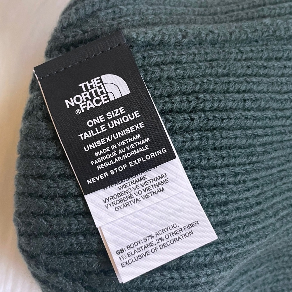 The North Face Unisex TNF Logo Beanie - Picture 4 of 6